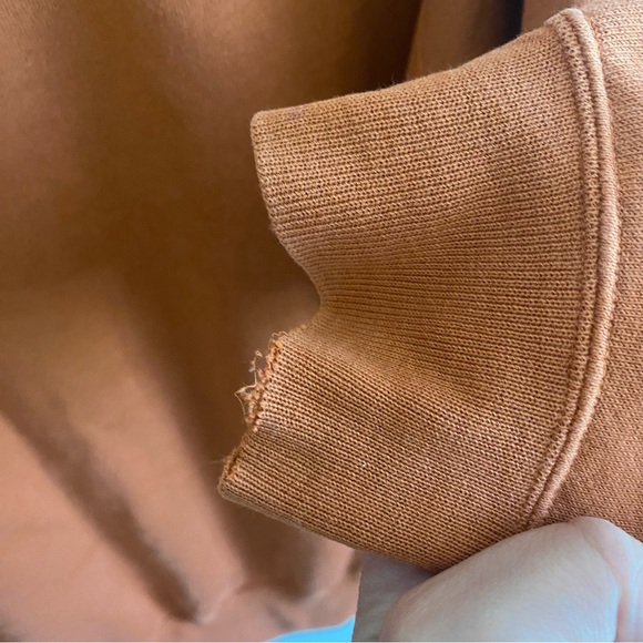 RARE VINTAGE ELLE PARIS EMBROIDERED SWEATSHIRT - Picture 8 of 8